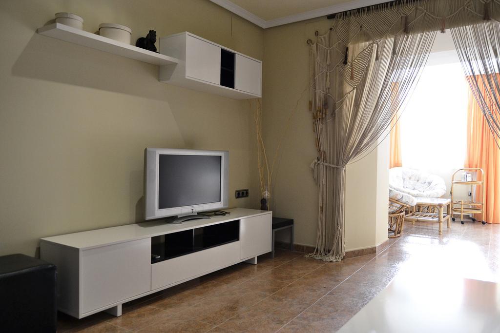 Apartamento Plaza Mayor Трухильо Екстериор снимка